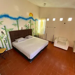 Guest house Casa Bugambilias, Cancun