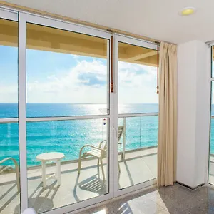 Aparthotel Stunning! 2 Bdrm Beach/oceanfront On Beach - Zone, Cancun